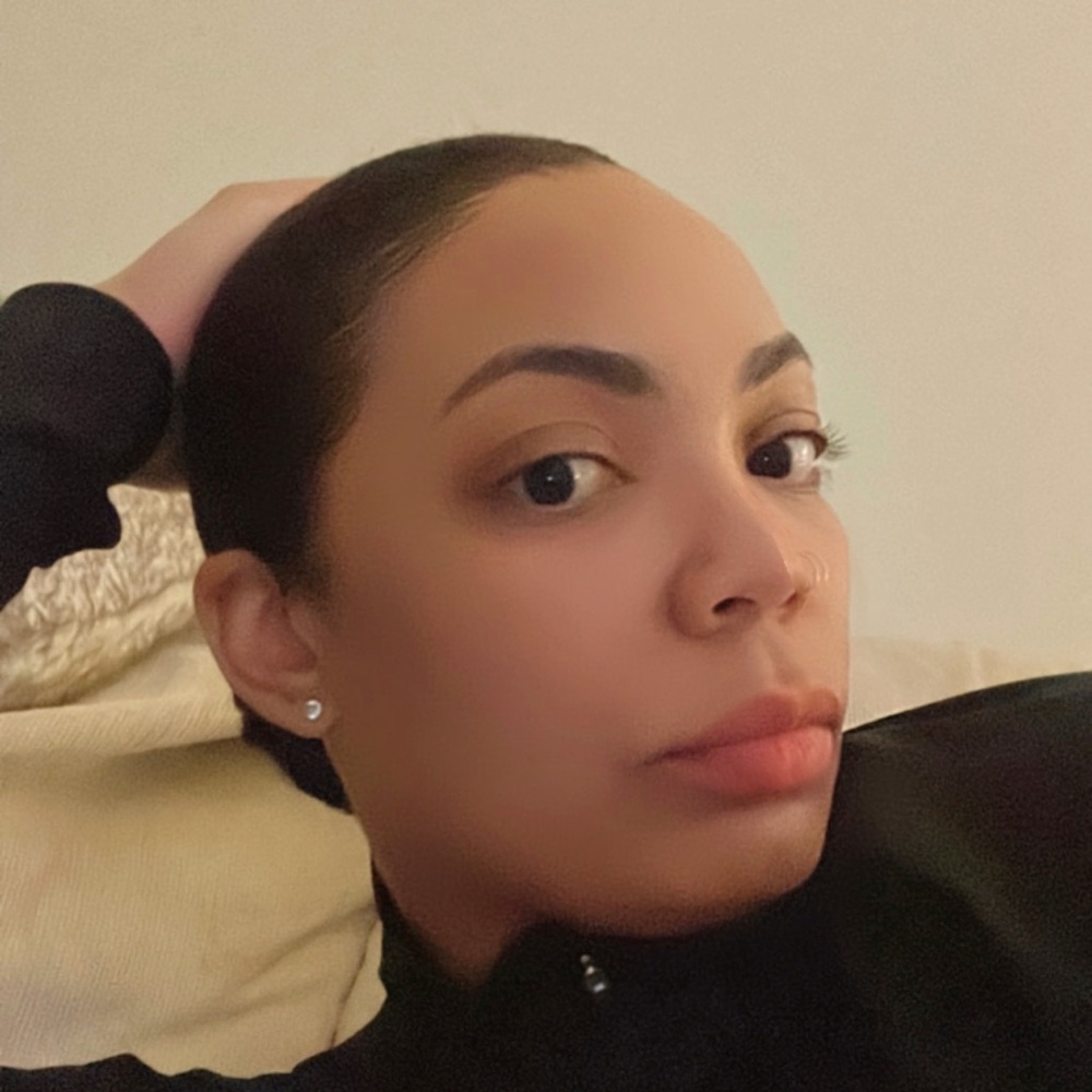 Meet your Posher, Courtney